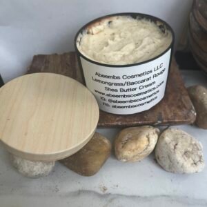 #naturalproduct #sheabutter #acneremedy #oilbasednochemicalsheabutter #sheabuttercream #herbinfusedsheabuttercream #lemongrassscented #herbsinfused