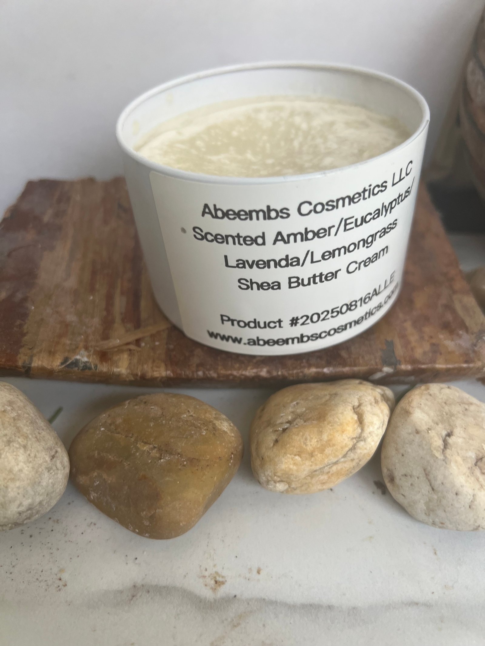 #naturalproduct #sheabutter #acneremedy #oilbasednochemicalsheabutter #sheabuttercream #herbinfusedsheabuttercream